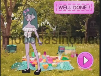 Gameplay Screenshot of Lacey Wardrobe APK